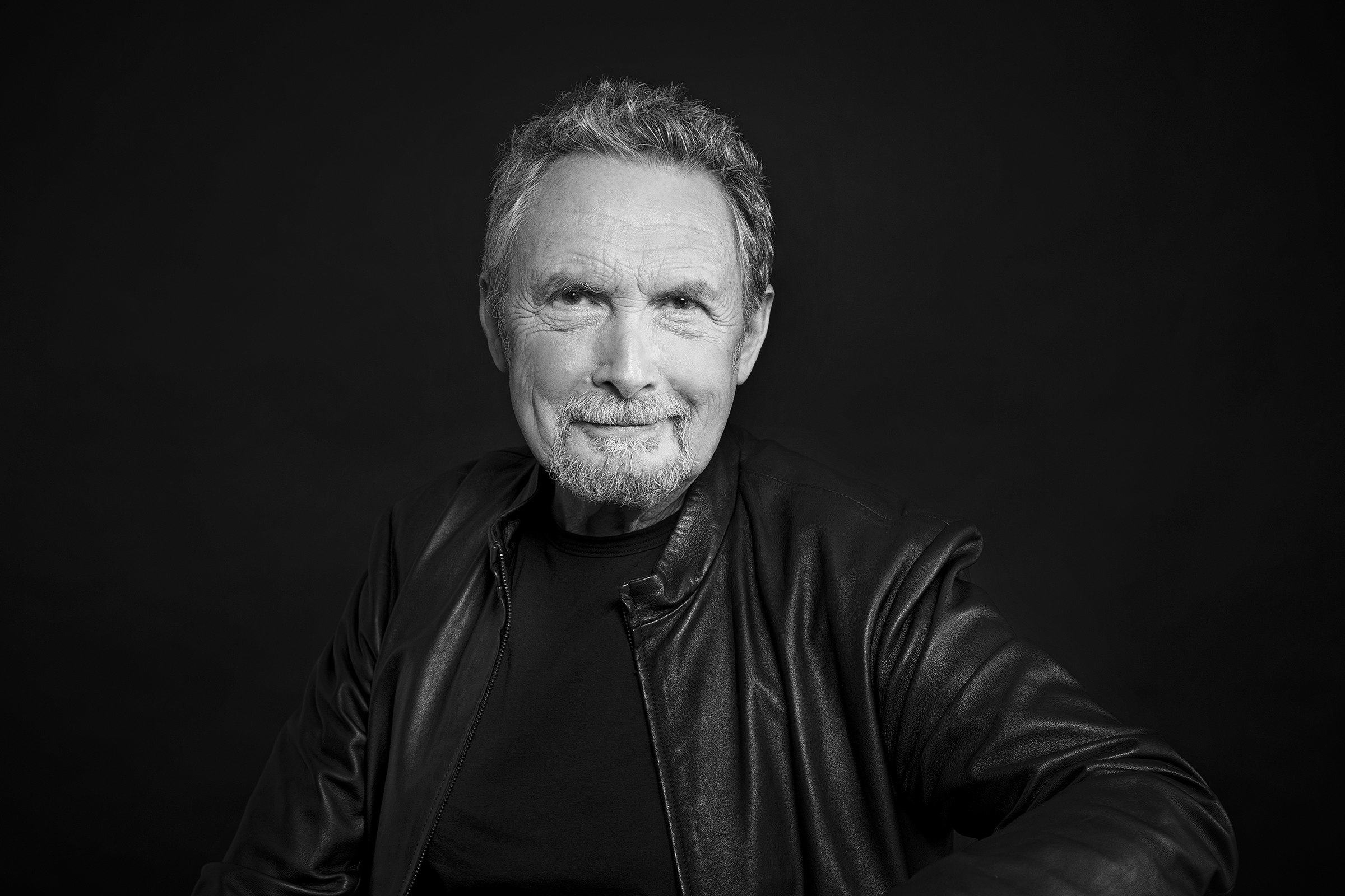 themetidy-paira-framework-disco-responsive-html-template-performer-3