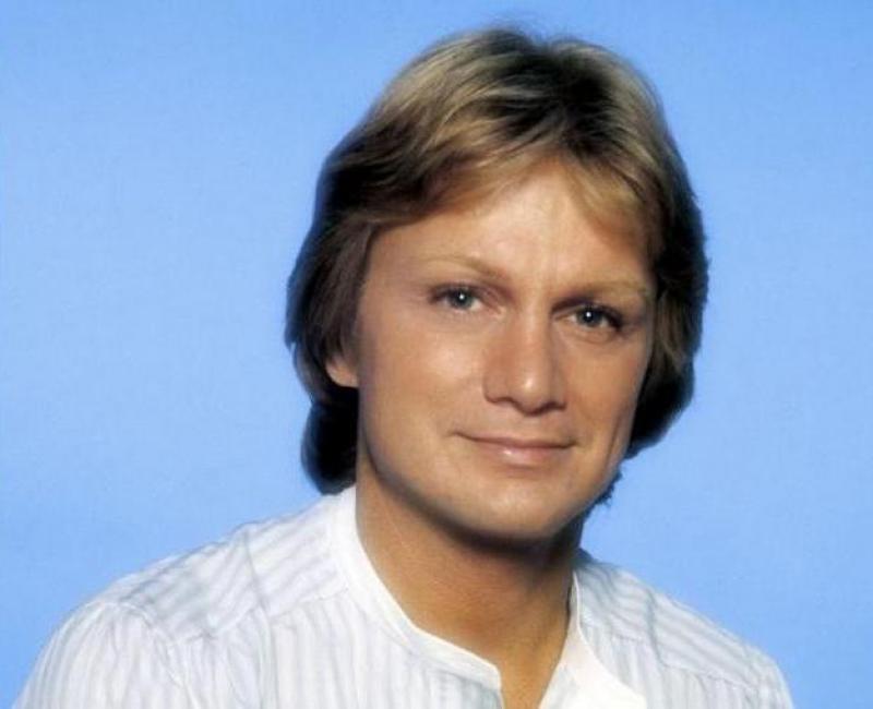 themetidy-paira-framework-disco-responsive-html-template-performer-3