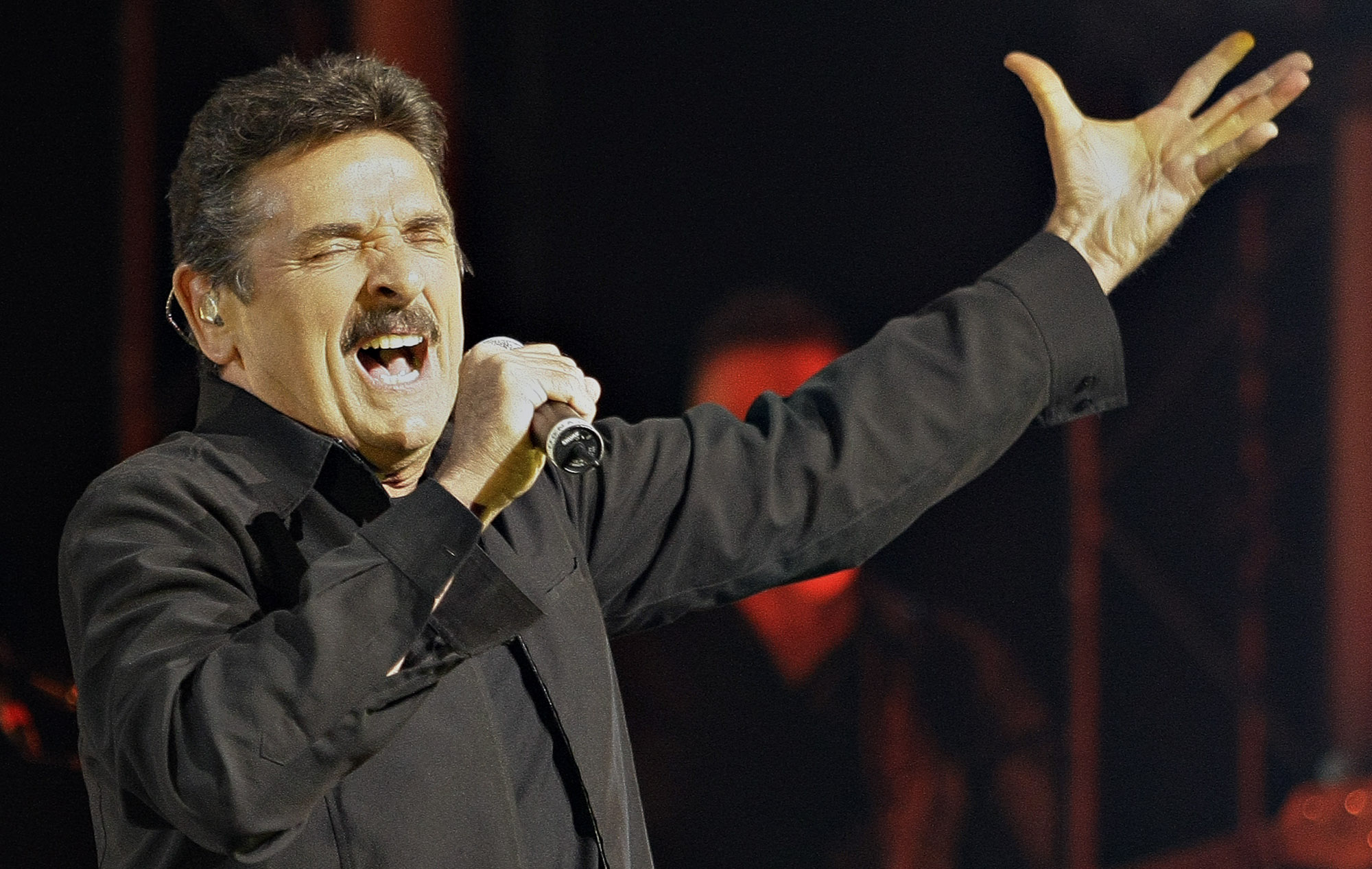 themetidy-paira-framework-disco-responsive-html-template-performer-3