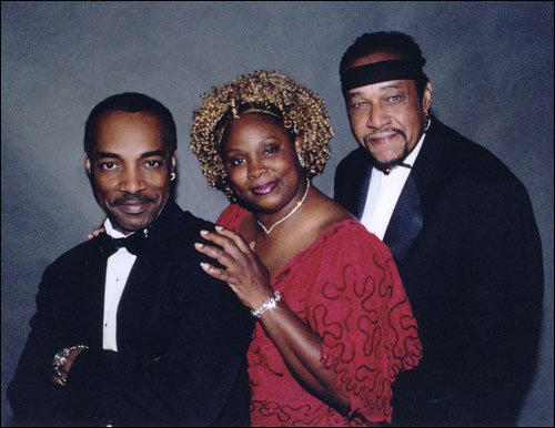 themetidy-paira-framework-disco-responsive-html-template-performer-3