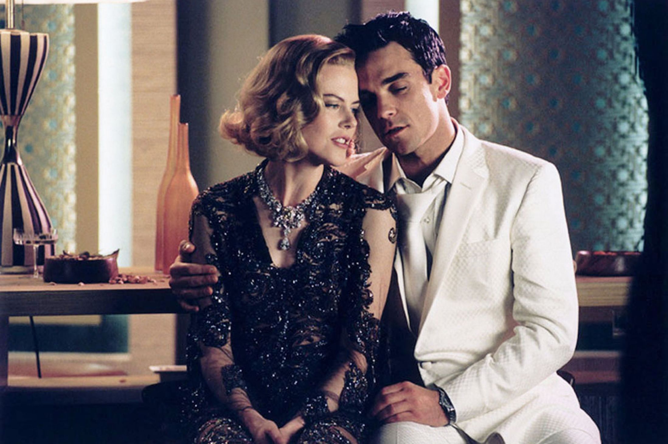 themetidy-paira-framework-disco-responsive-html-template-performer-3